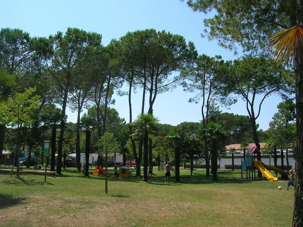 Happy Camp Mobile Homes In Camping Laguna Village Caorle Exteriör bild