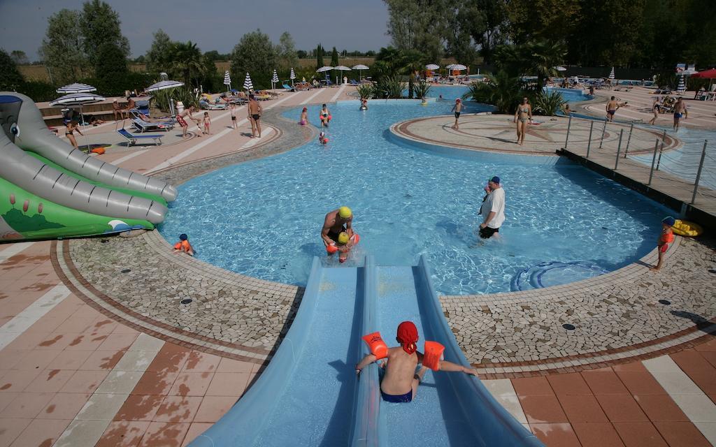 Happy Camp Mobile Homes In Camping Laguna Village Caorle Exteriör bild